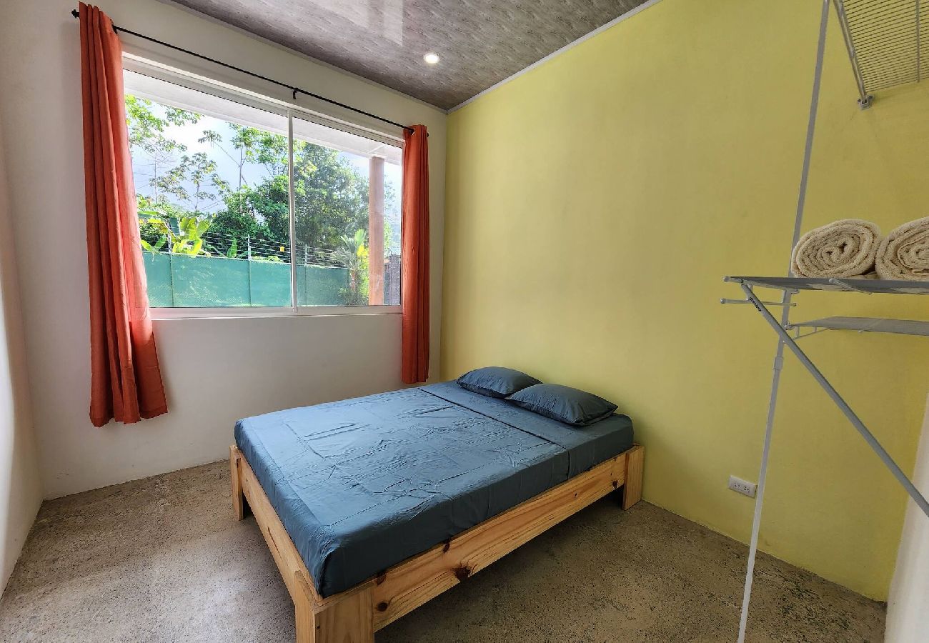 Departamento en Puerto Viejo - Apt Abeto 2 - 2BR / Wi-fi & AC - 2 mins from beach 