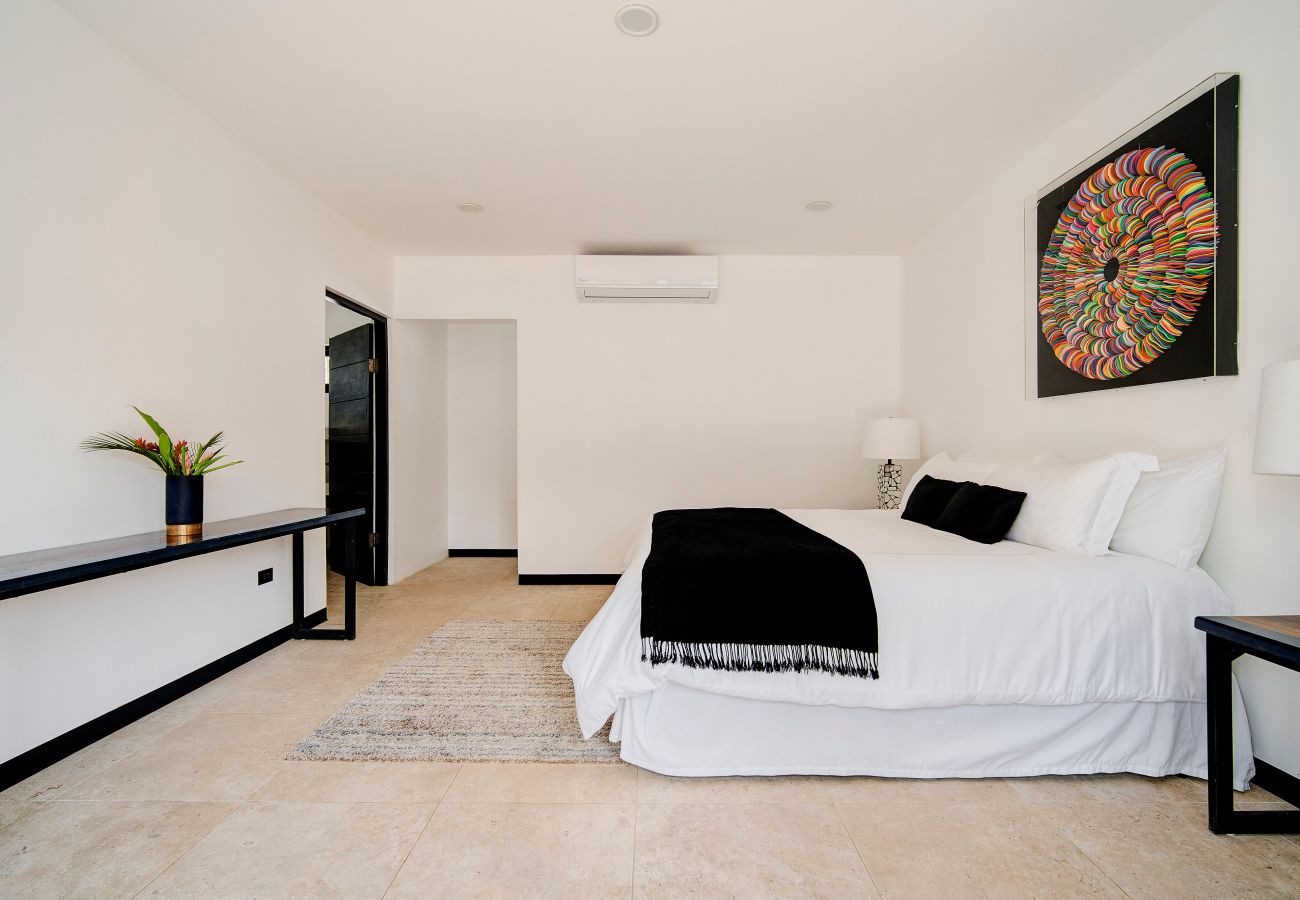 Casa en Hone Creek - Luna Azul Boutique - Stunning 2BR w/AC, pool & firepit