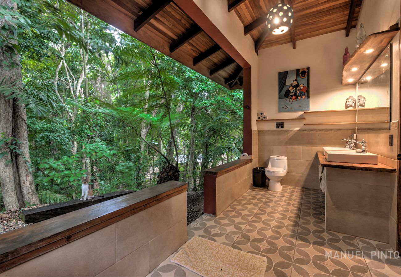 Villa en Punta Uva - Big Tree Wildlife Refuge • Oasis Privado