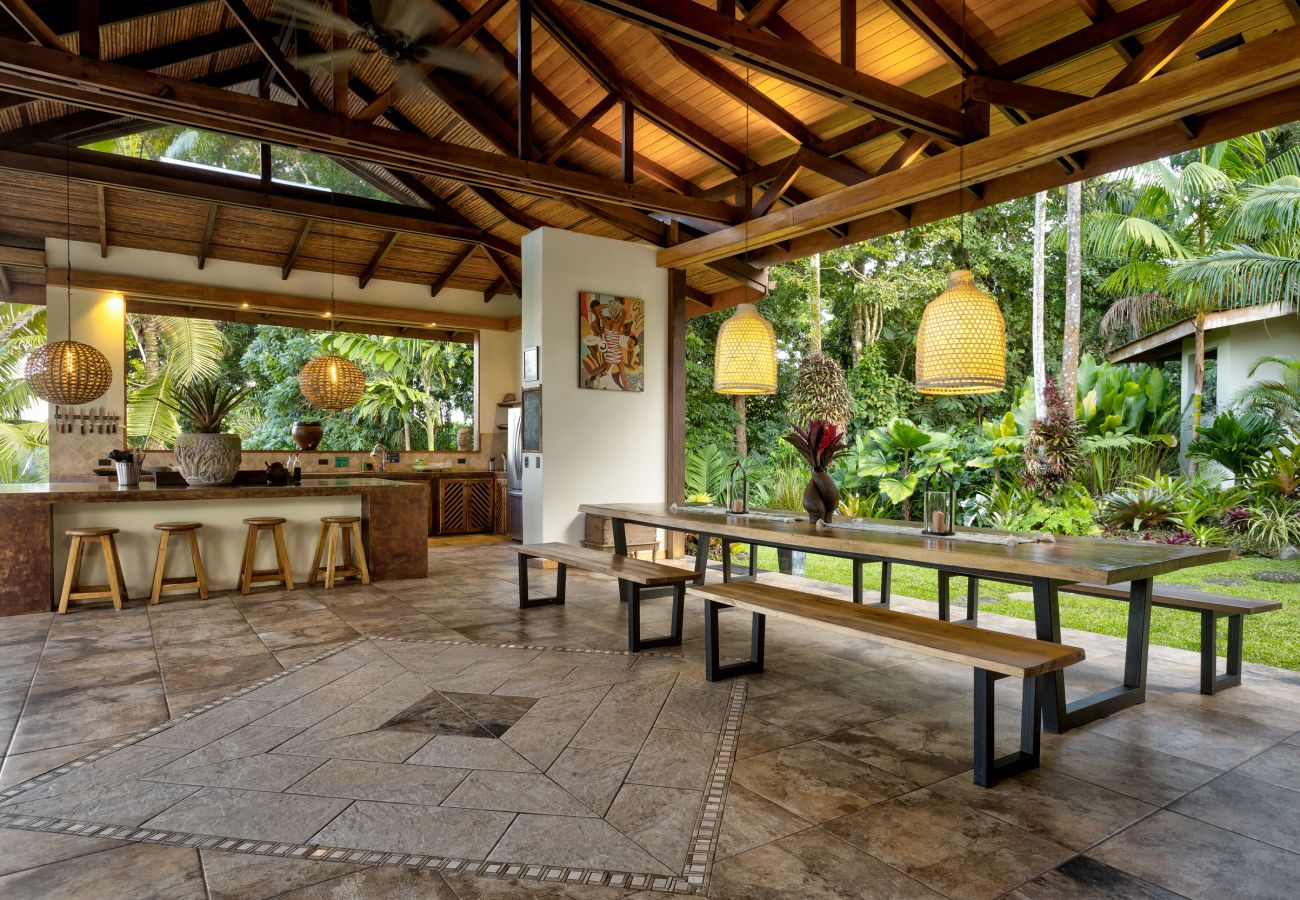 Villa en Punta Uva - Big Tree Wildlife Refuge • Oasis Privado