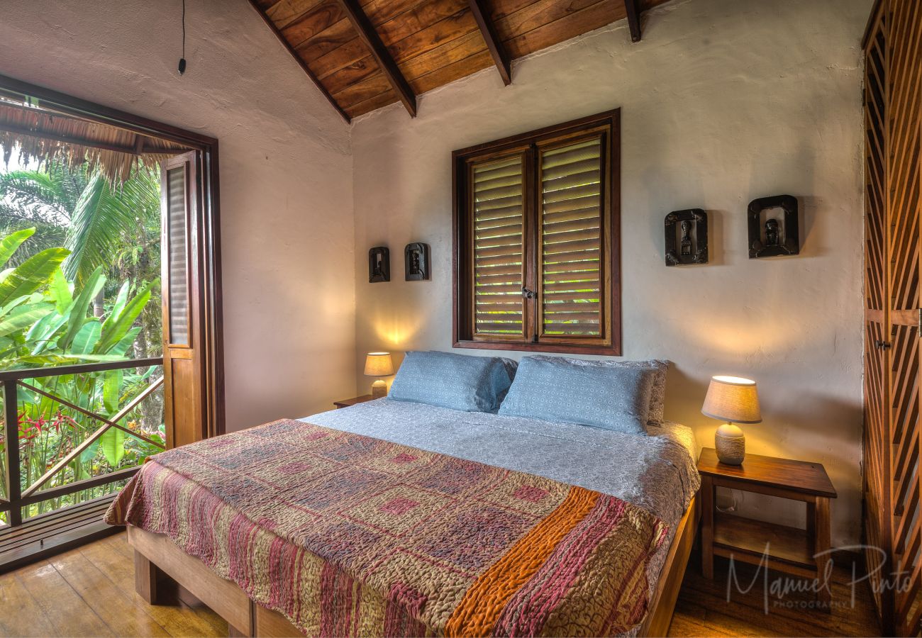 Villa en Punta Uva - Big Tree Wildlife Refuge • Oasis Privado