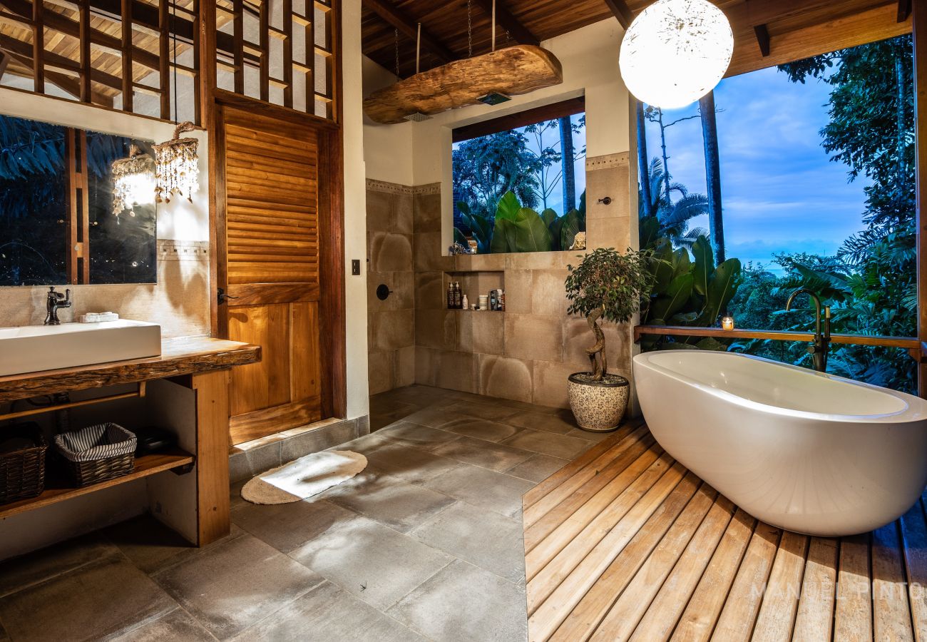 Villa en Punta Uva - Villa Macaw Pool House | Big Tree Refuge