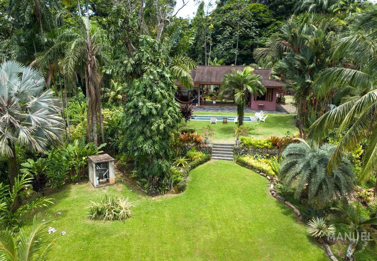 Villa en Punta Uva - Villa Macaw Pool House | Big Tree Refuge