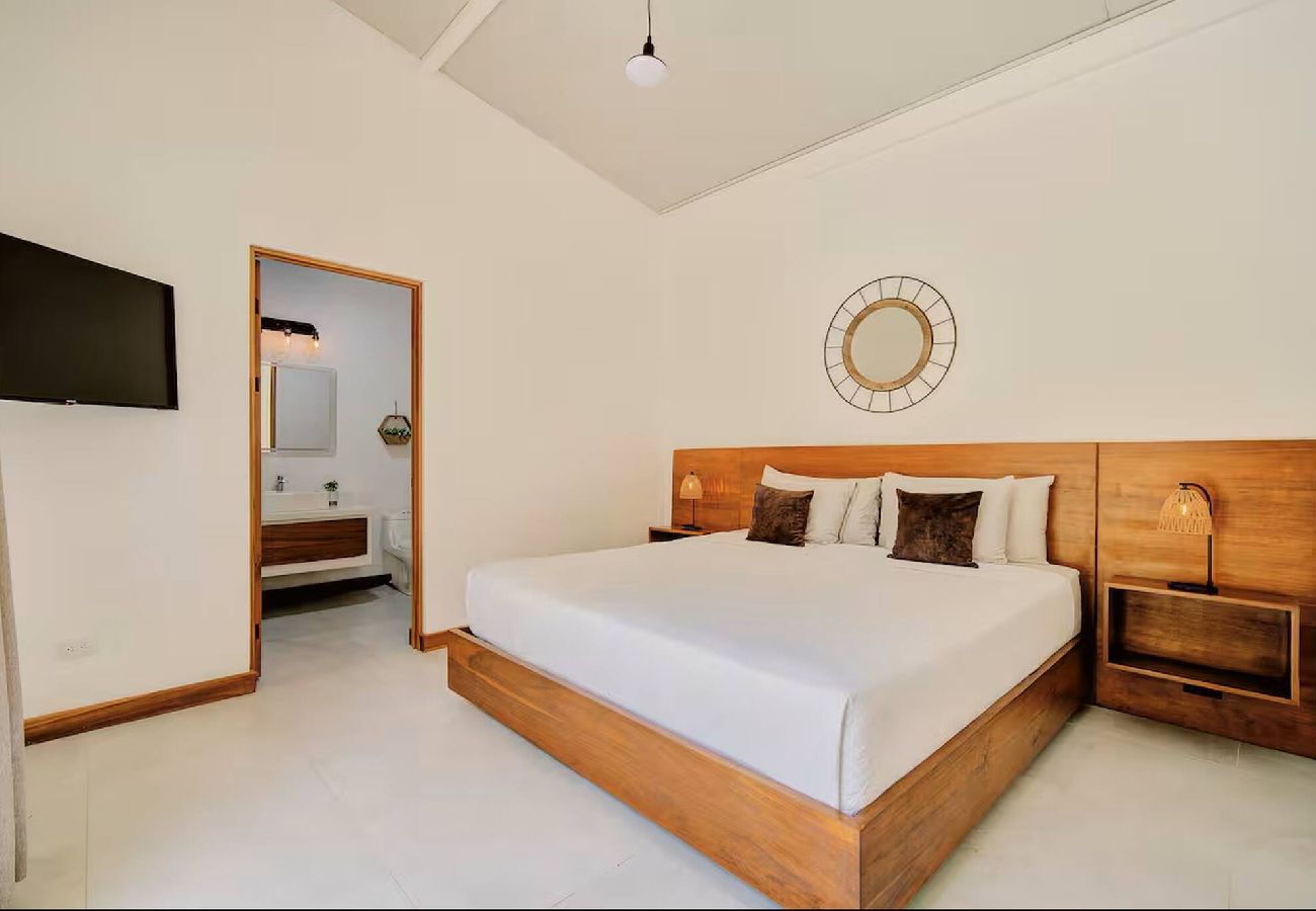 Casa en Puerto Viejo - -