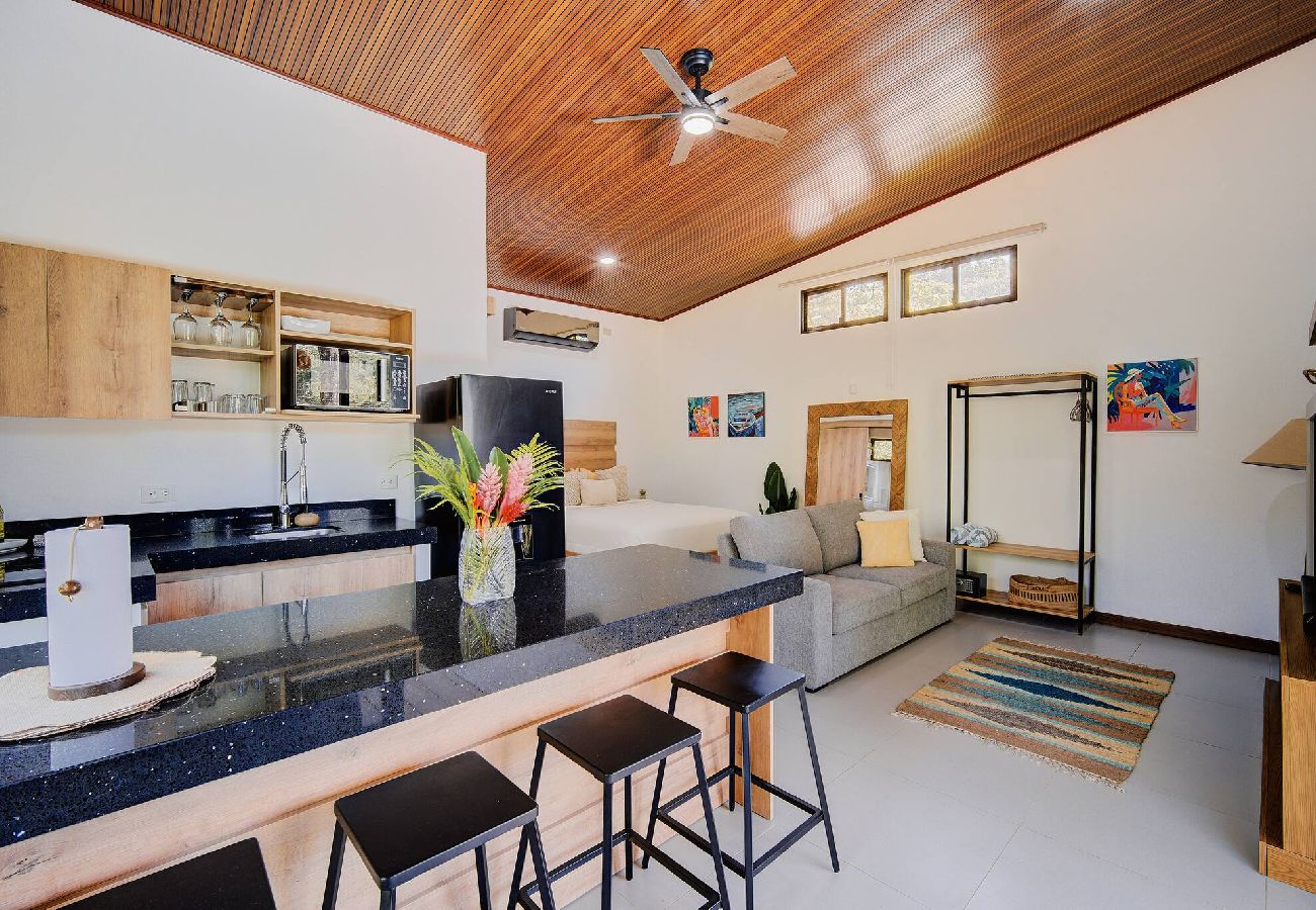 Departamento en Playa Negra - -