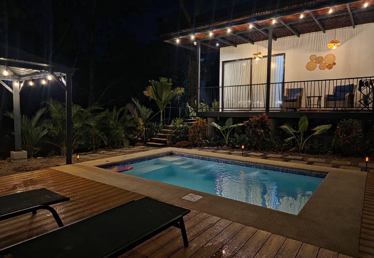 Departamento en Playa Negra - -