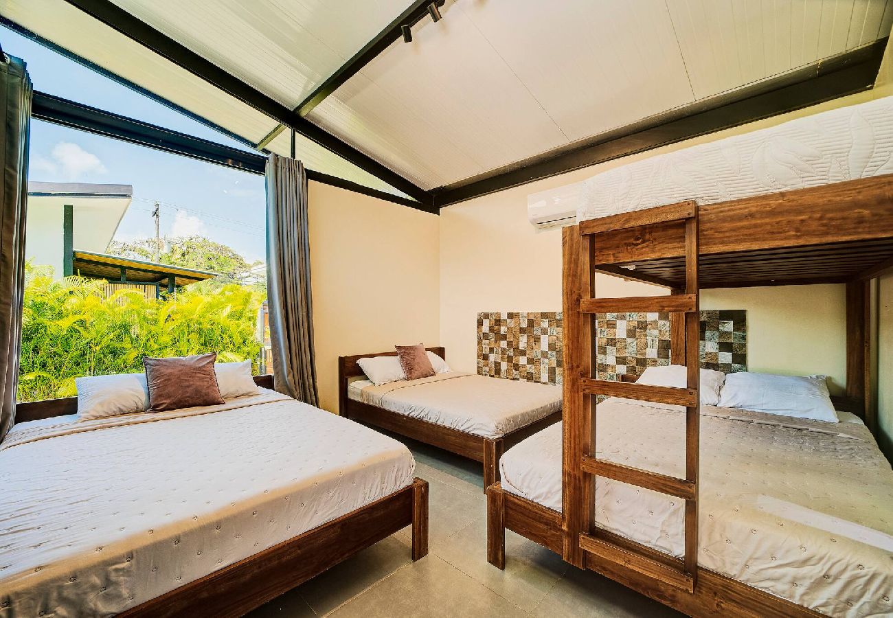 House in Puerto Viejo - Casa Gaviota 1 · Pool, comfort & great location 