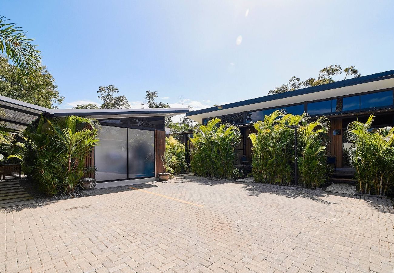 House in Puerto Viejo - Casa Gaviota 1 · Pool, comfort & great location 