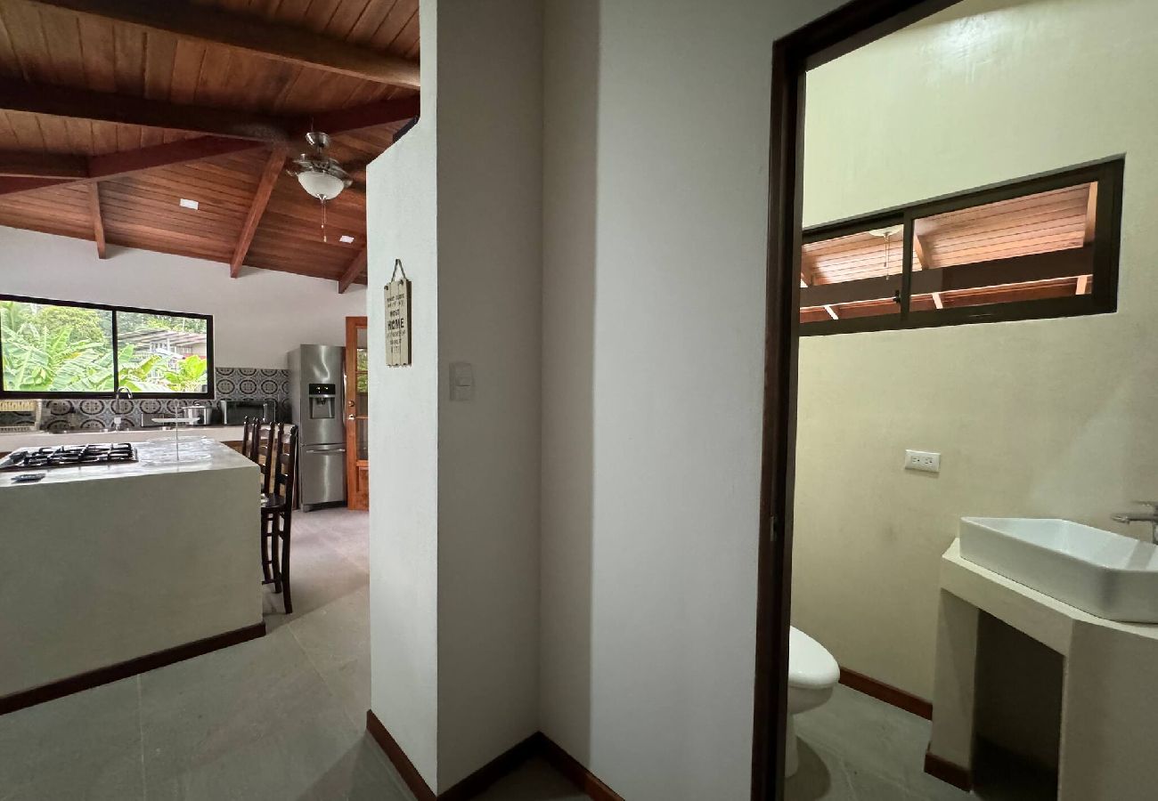 House in Puerto Viejo - Casa Lillitica · Pool & comfort in Cocles