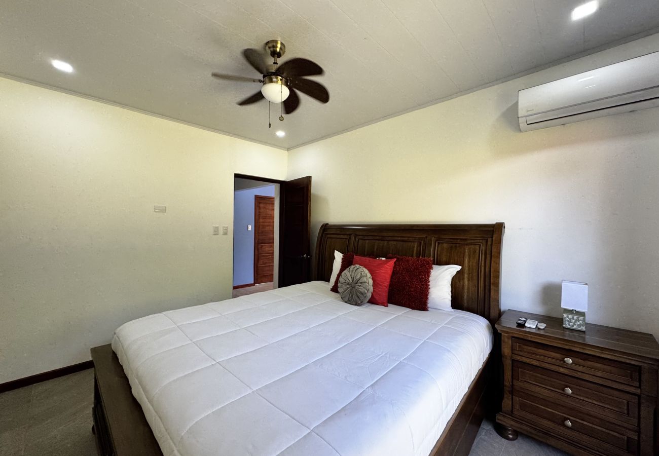 House in Puerto Viejo - Casa Lillitica · Pool & comfort in Cocles