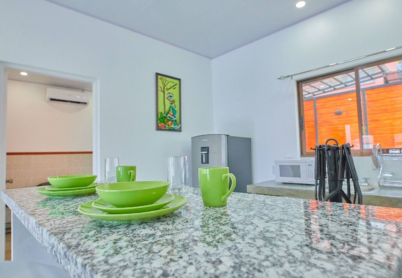 Apartment in Puerto Viejo - Sloth House · Caribbean vibes & shared pool