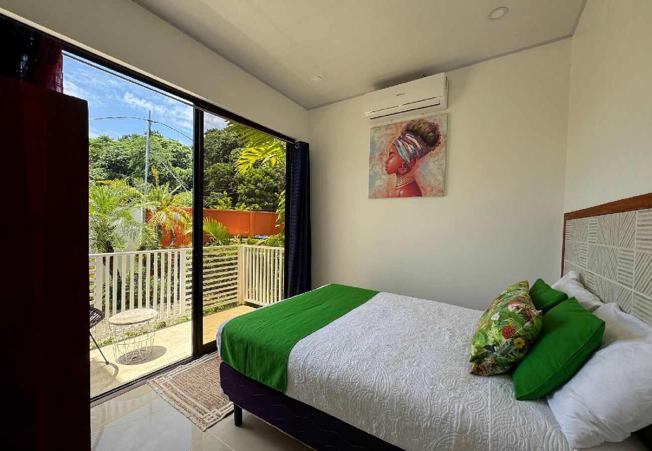House in Puerto Viejo - Sloth & Butterfly · Ideal for Groups + Pool