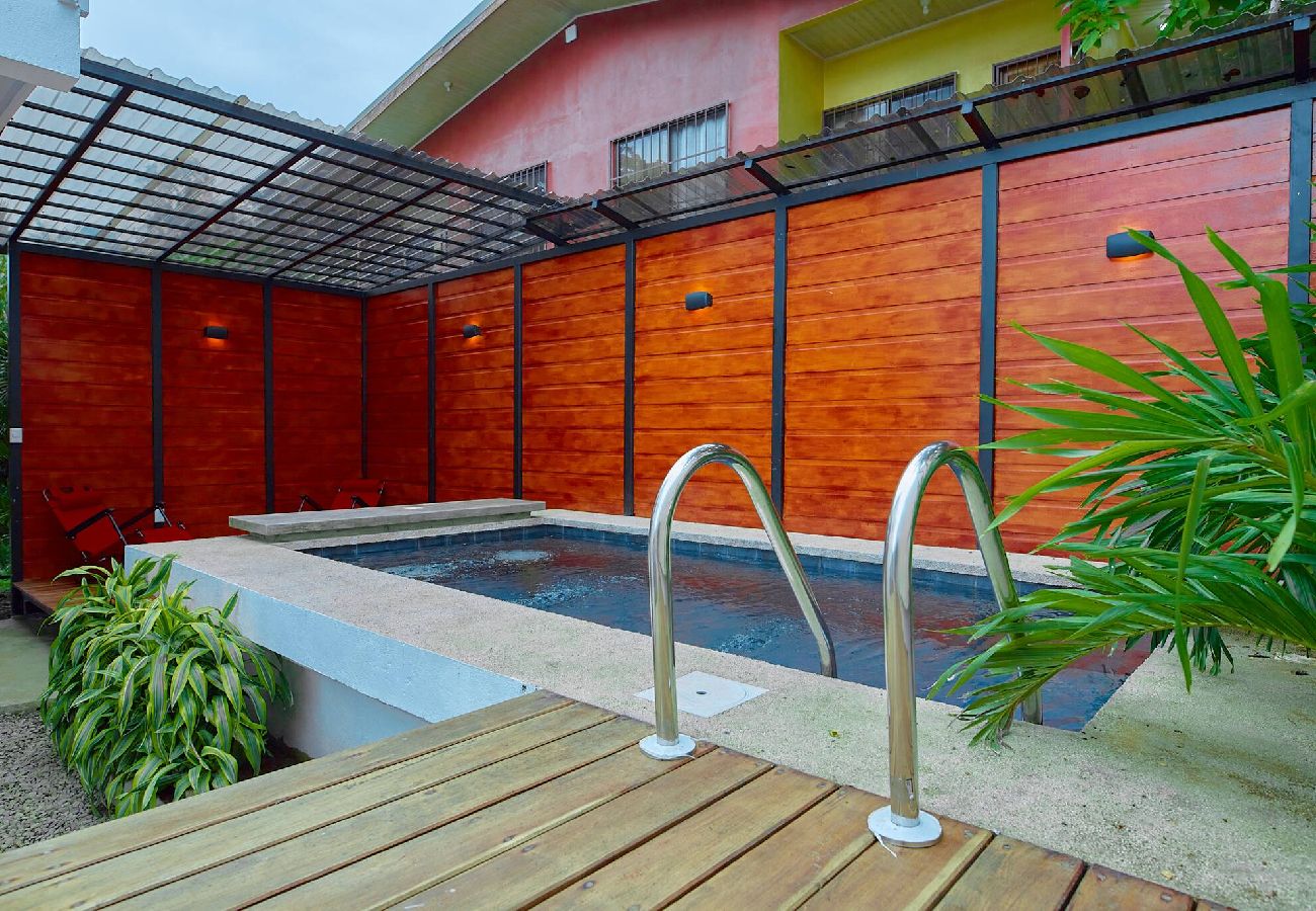 House in Puerto Viejo - Sloth & Butterfly · Ideal for Groups + Pool
