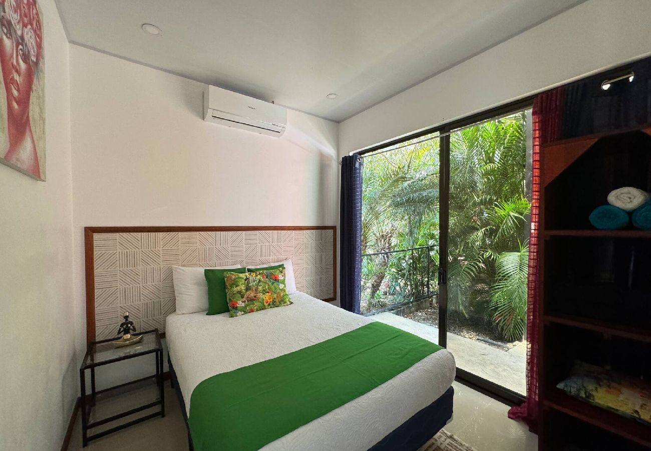 House in Puerto Viejo - Sloth & Butterfly · Ideal for Groups + Pool
