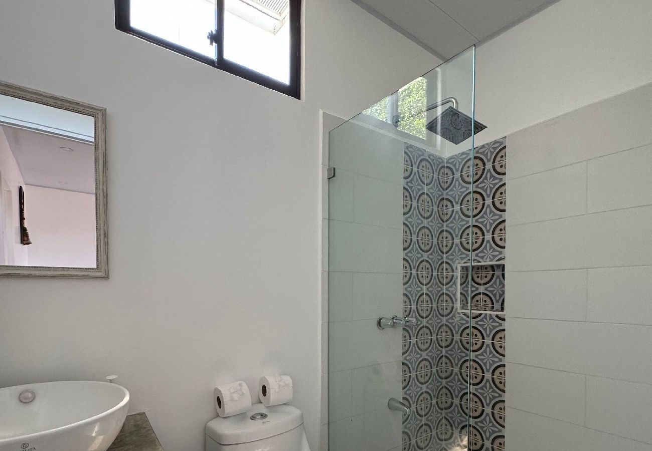 House in Puerto Viejo - Sloth & Butterfly · Ideal for Groups + Pool