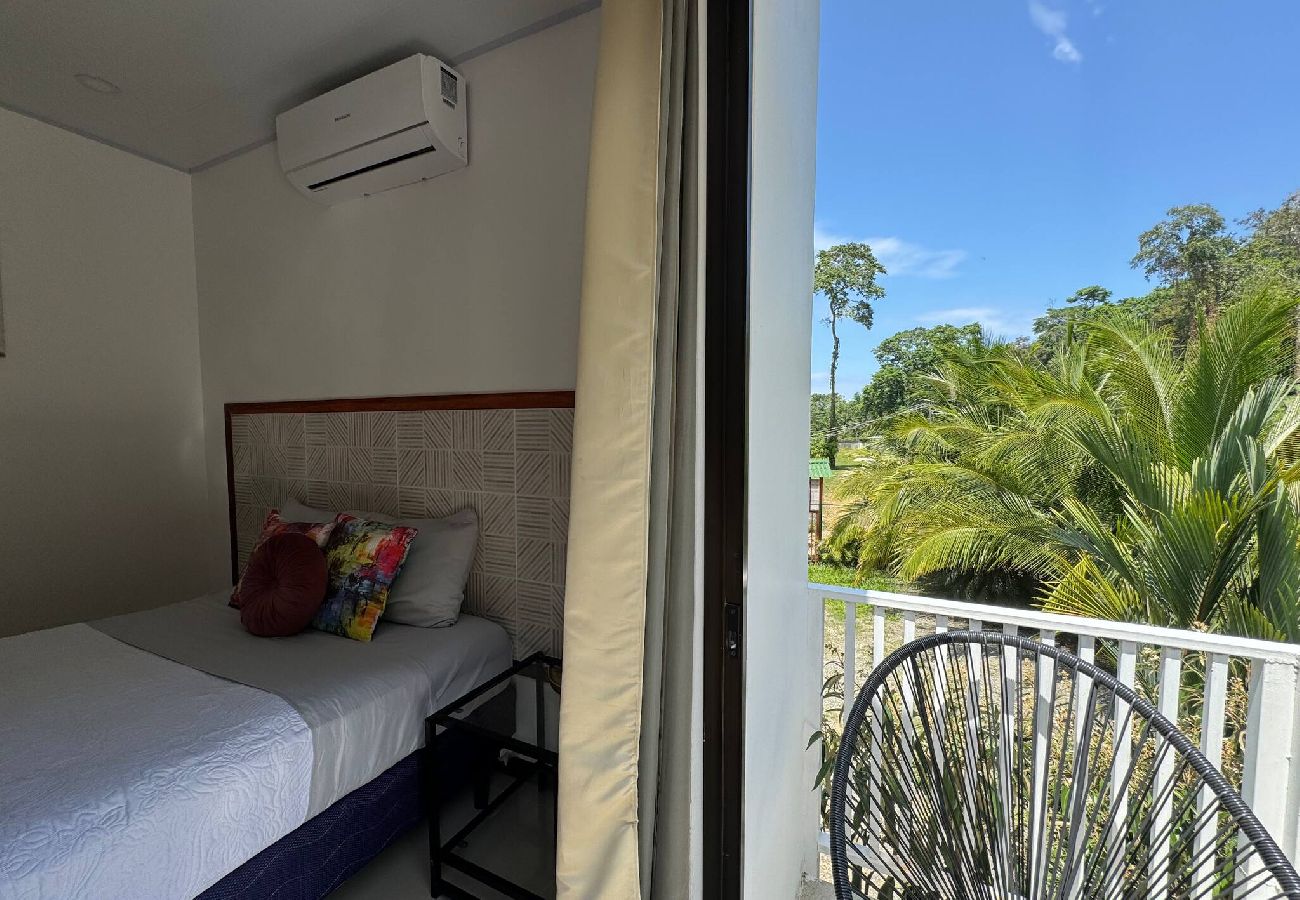 House in Puerto Viejo - Sloth & Butterfly · Ideal for Groups + Pool