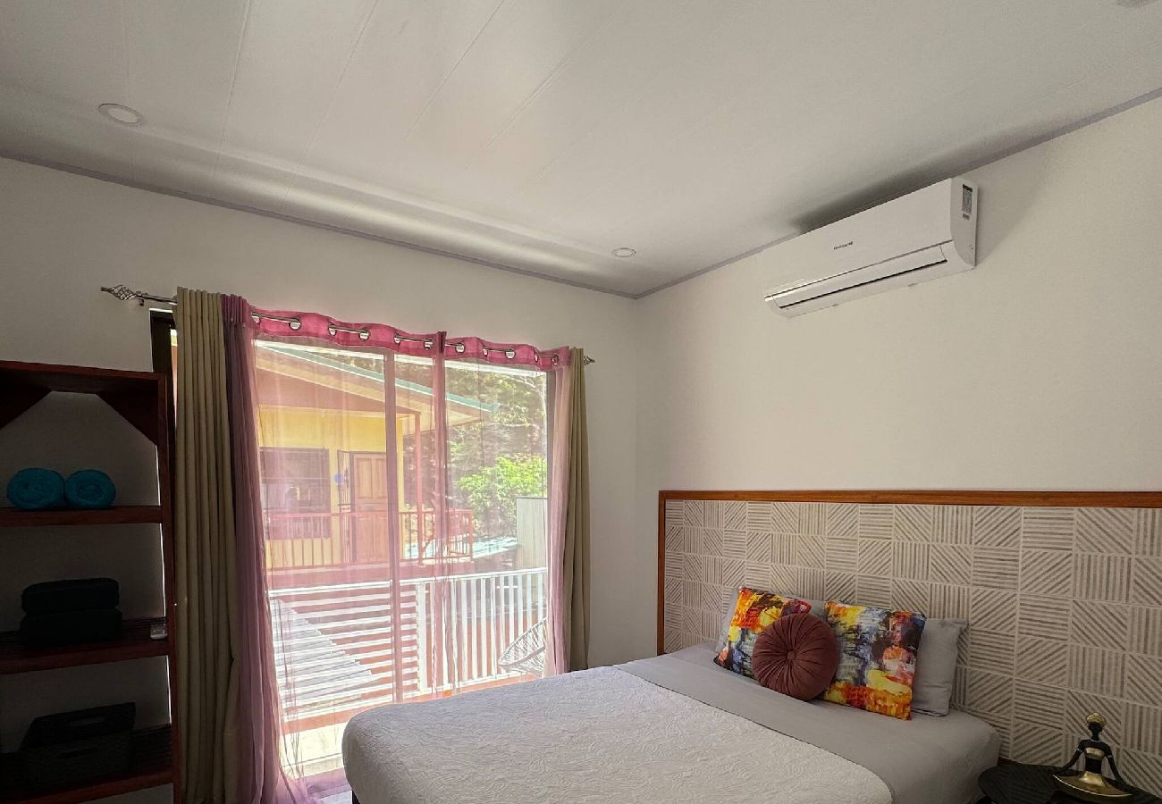 House in Puerto Viejo - Sloth & Butterfly · Ideal for Groups + Pool