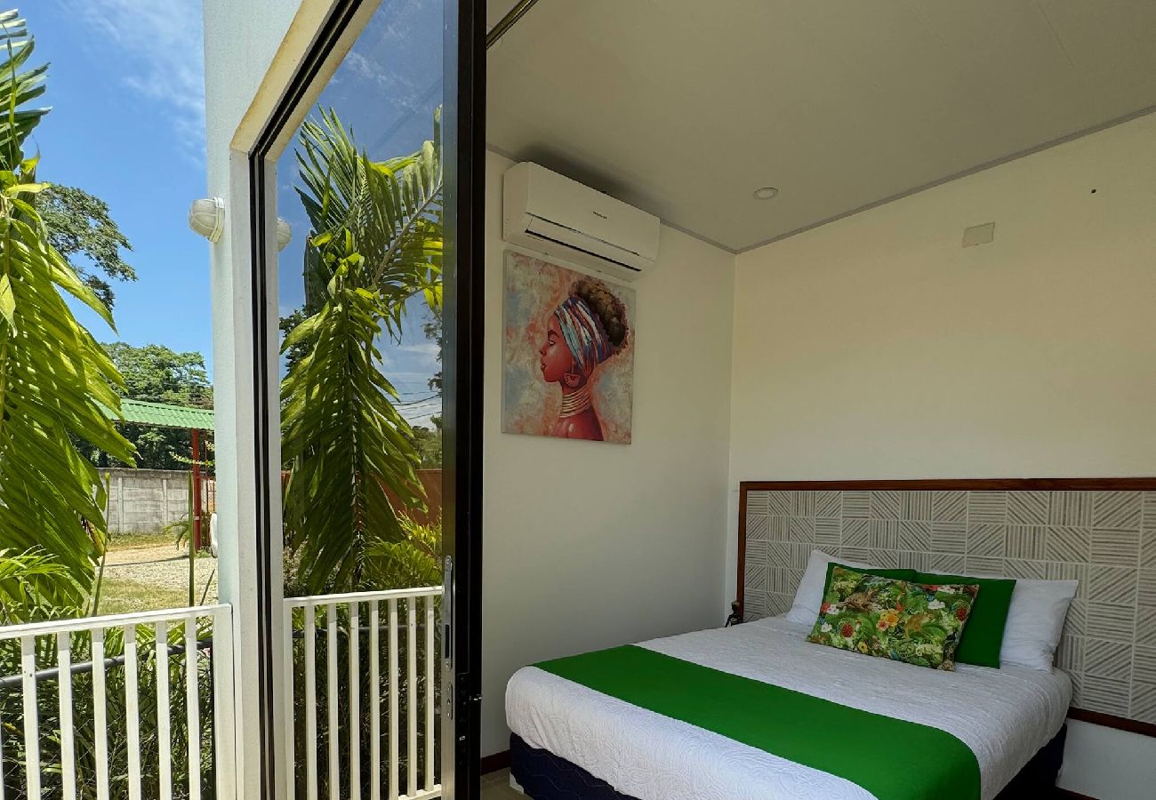 House in Puerto Viejo - Sloth & Butterfly · Ideal for Groups + Pool