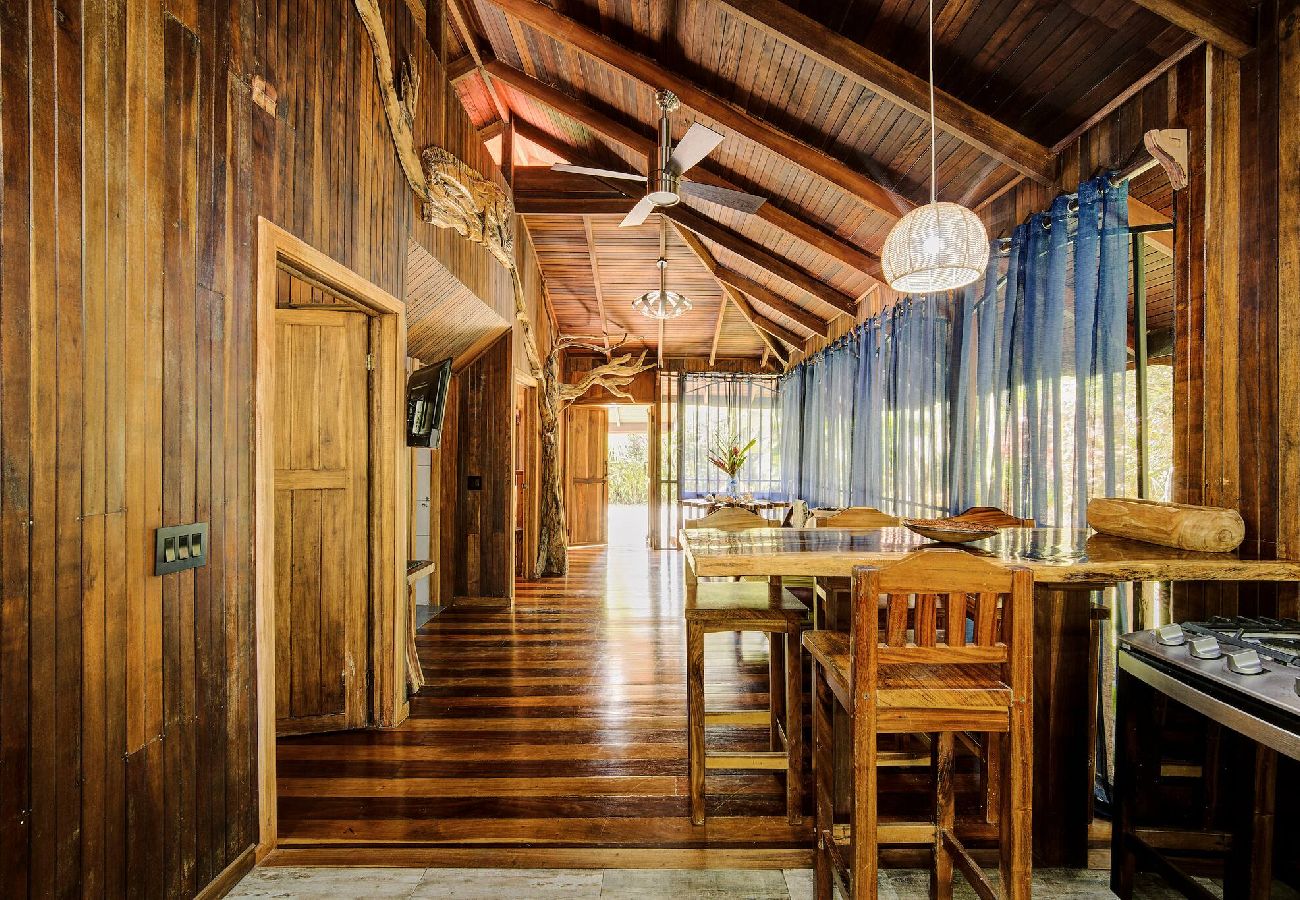 House in Puerto Viejo - Casa Franke · Pool & Jungle Charm 150m from Beach