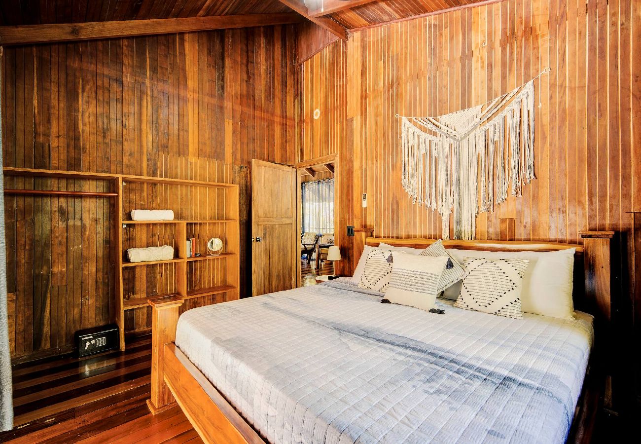 House in Puerto Viejo - Casa Franke · Pool & Jungle Charm 150m from Beach