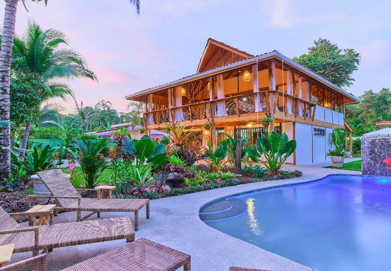 House in Puerto Viejo - Casa Masha · Style, Comfort & Beach 300m Away