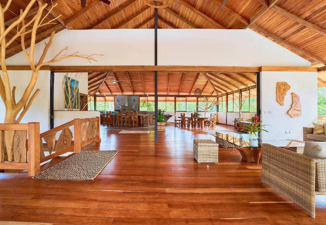 House in Puerto Viejo - Casa Masha · Style, Comfort & Beach 300m Away