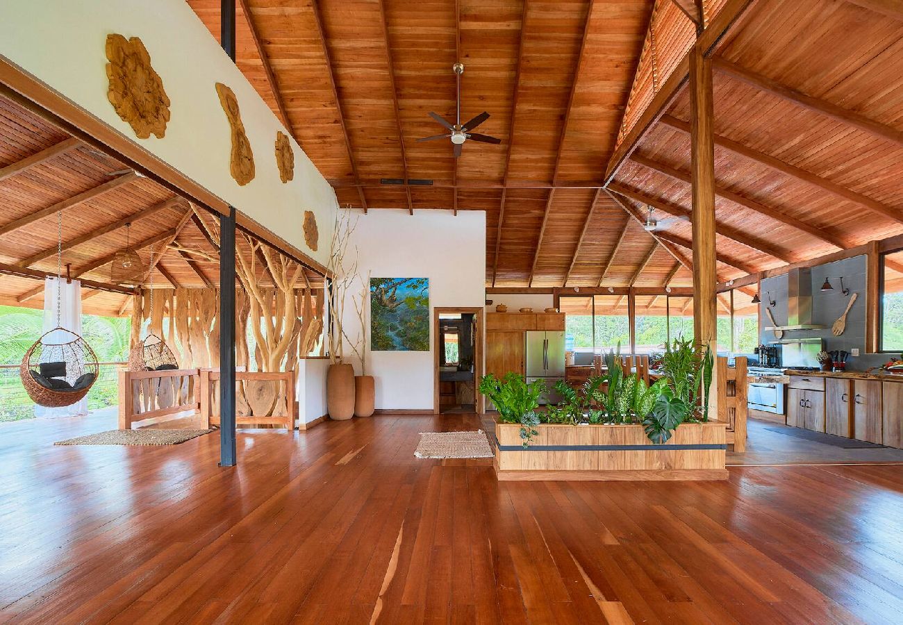 House in Puerto Viejo - Casa Masha · Style, Comfort & Beach 300m Away