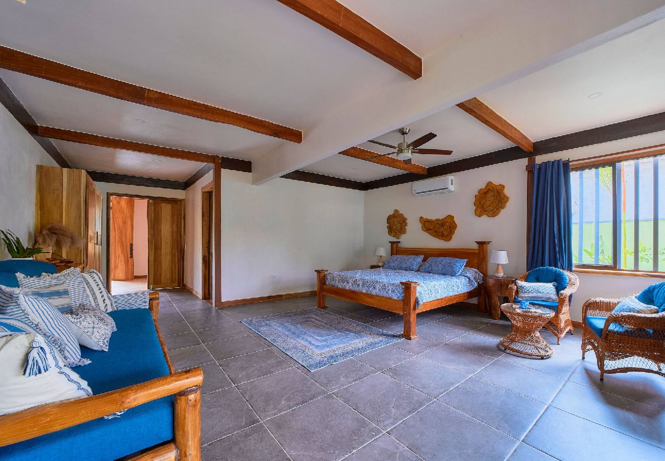 House in Puerto Viejo - Casa Masha · Style, Comfort & Beach 300m Away