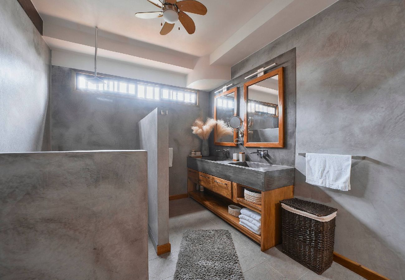 House in Puerto Viejo - Casa Masha · Style, Comfort & Beach 300m Away