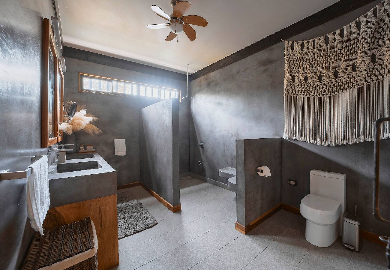 House in Puerto Viejo - Casa Masha · Style, Comfort & Beach 300m Away