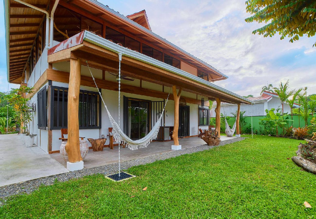 House in Puerto Viejo - Casa Masha · Style, Comfort & Beach 300m Away