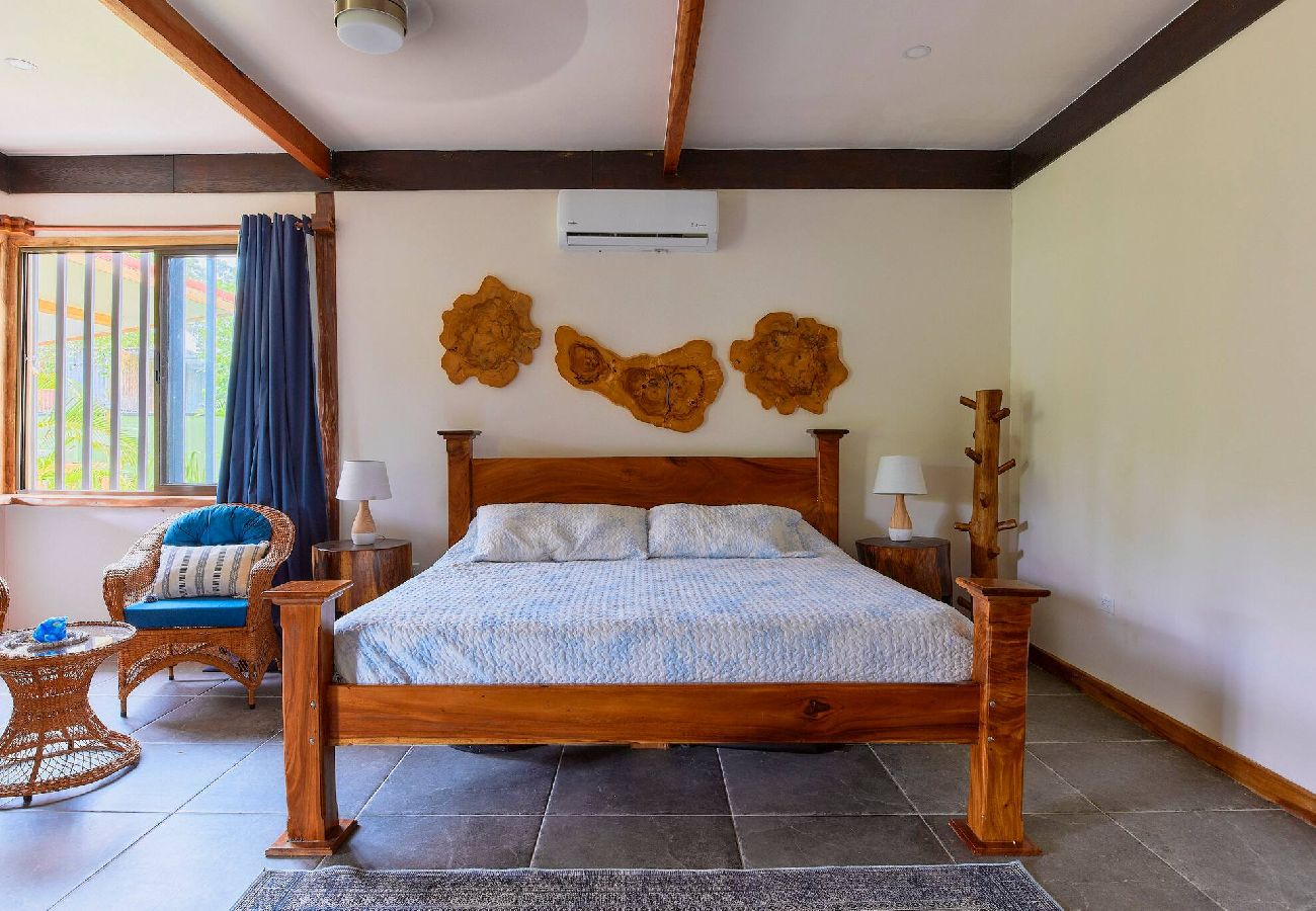 House in Puerto Viejo - Casa Masha · Style, Comfort & Beach 300m Away
