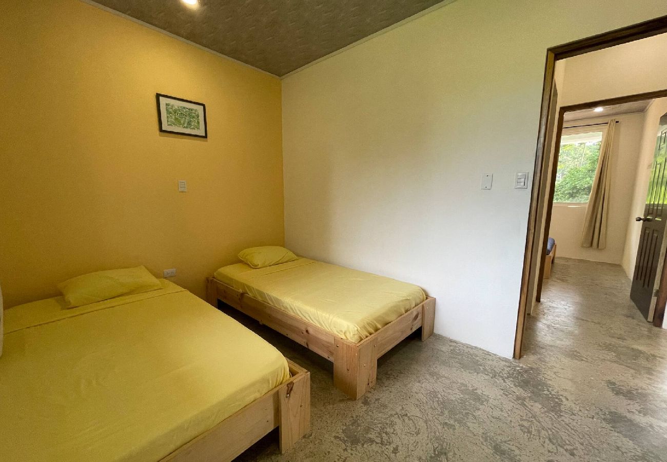 Apartment in Puerto Viejo - Apt Abeto 3 - Playa Negra w/2BR, AC & Pool 