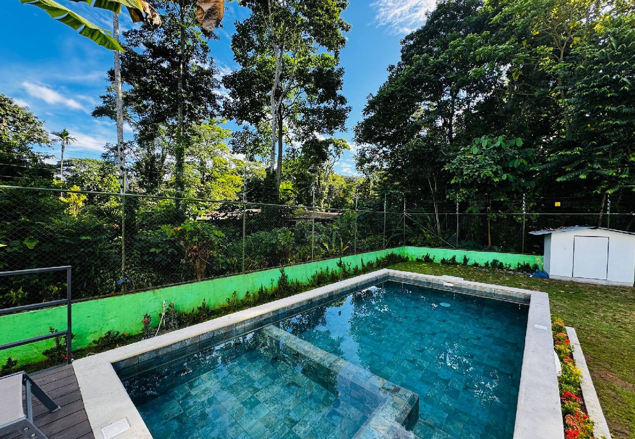 Apartment in Puerto Viejo - Apt Abeto 3 - Playa Negra w/2BR, AC & Pool 