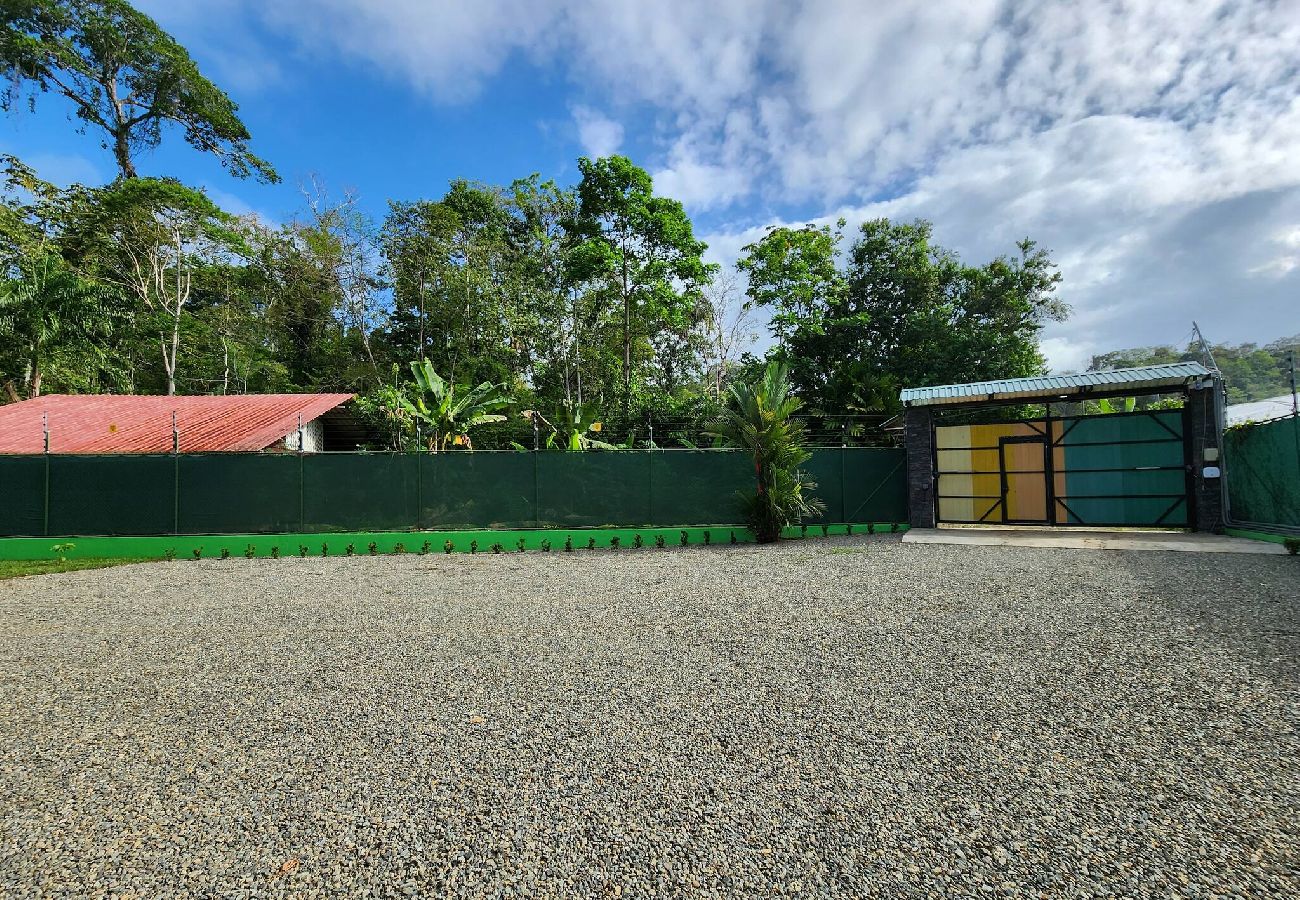 Apartment in Puerto Viejo - Apt Abeto 1 · Near the Beach + Starlink WiFi