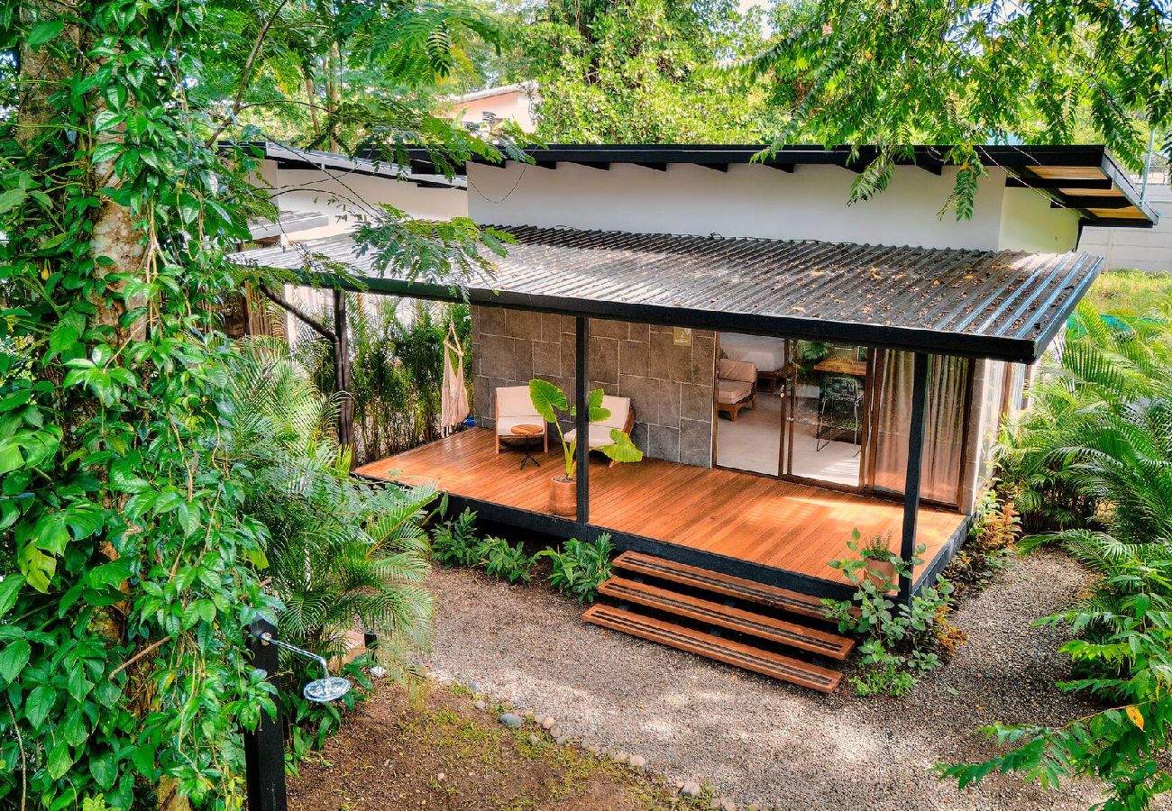 Villa in Puerto Viejo - Rosemary Villa · Private Studio for Adults + Pool