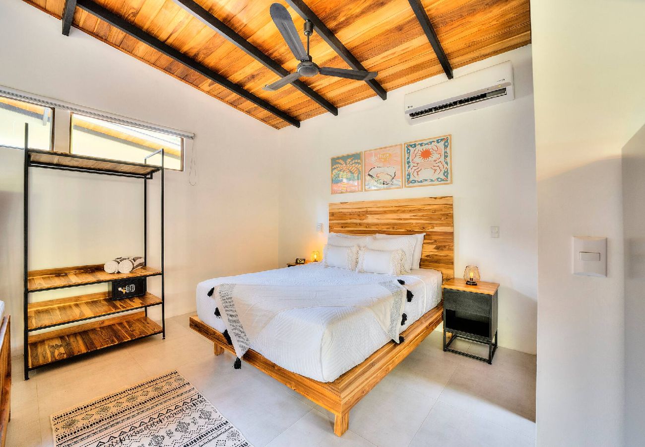 Villa in Puerto Viejo - Rosemary Villa · Private Studio for Adults + Pool