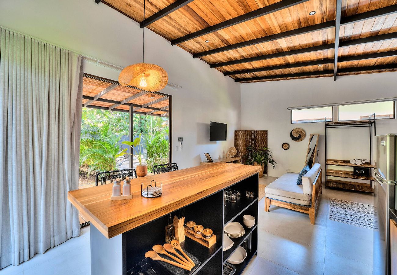 Villa in Puerto Viejo - Rosemary Villa · Private Studio for Adults + Pool