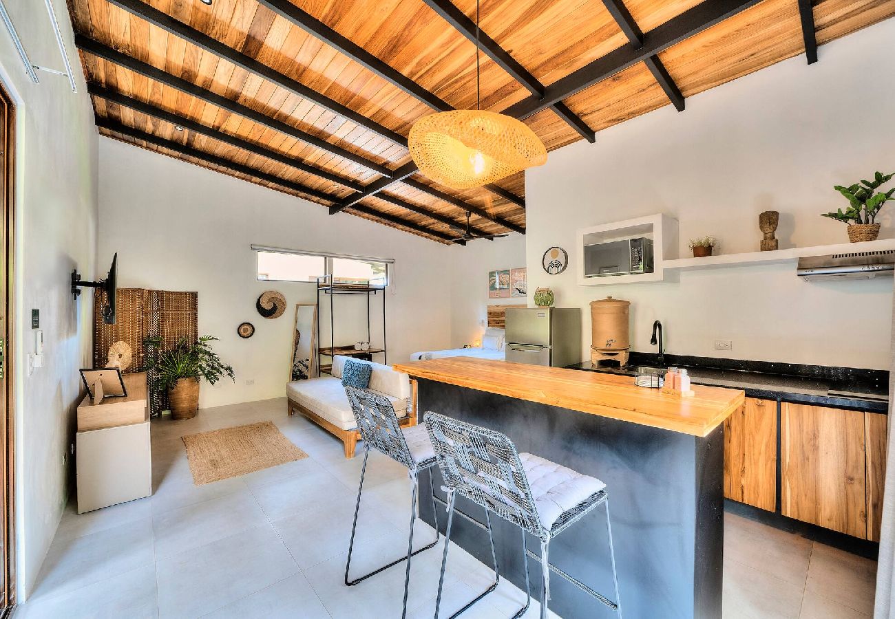 Villa in Puerto Viejo - Salt n’ Pepper Beach Lodge | 4 villas w/pool & AC 