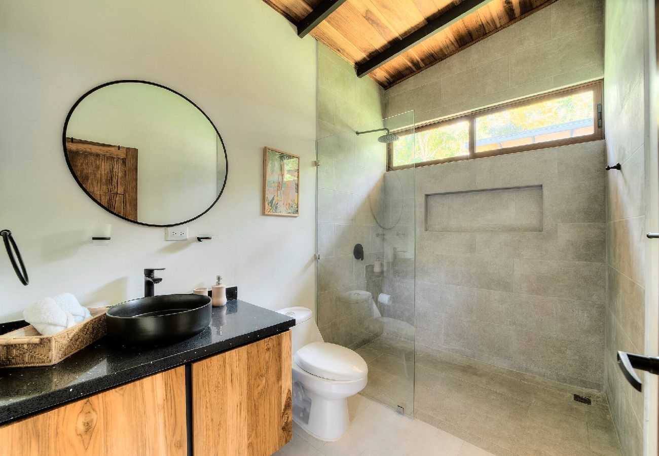 Villa in Puerto Viejo - Salt n’ Pepper Beach Lodge | 4 villas w/pool & AC 