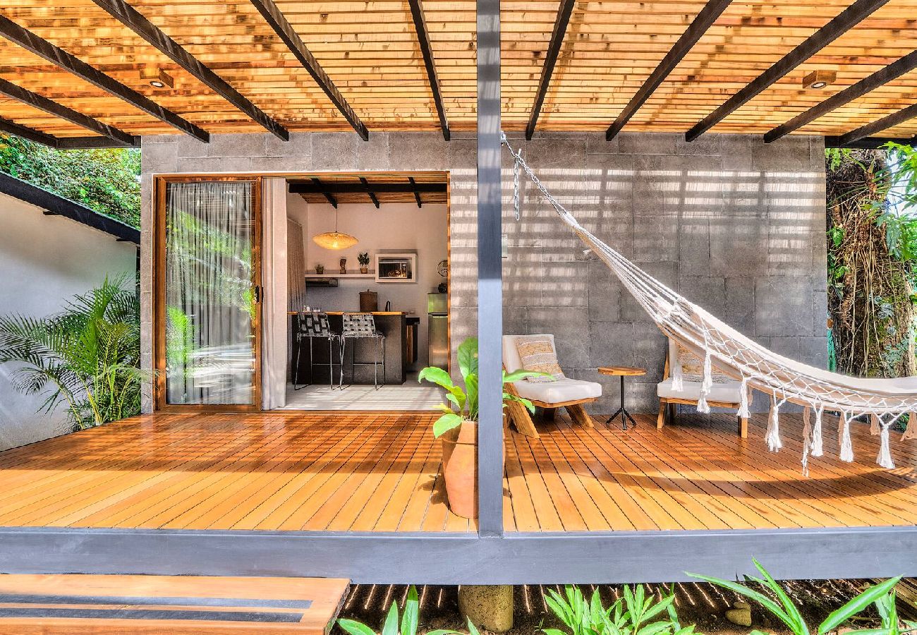 Villa in Puerto Viejo - Salt n’ Pepper Beach Lodge | 4 villas w/pool & AC 