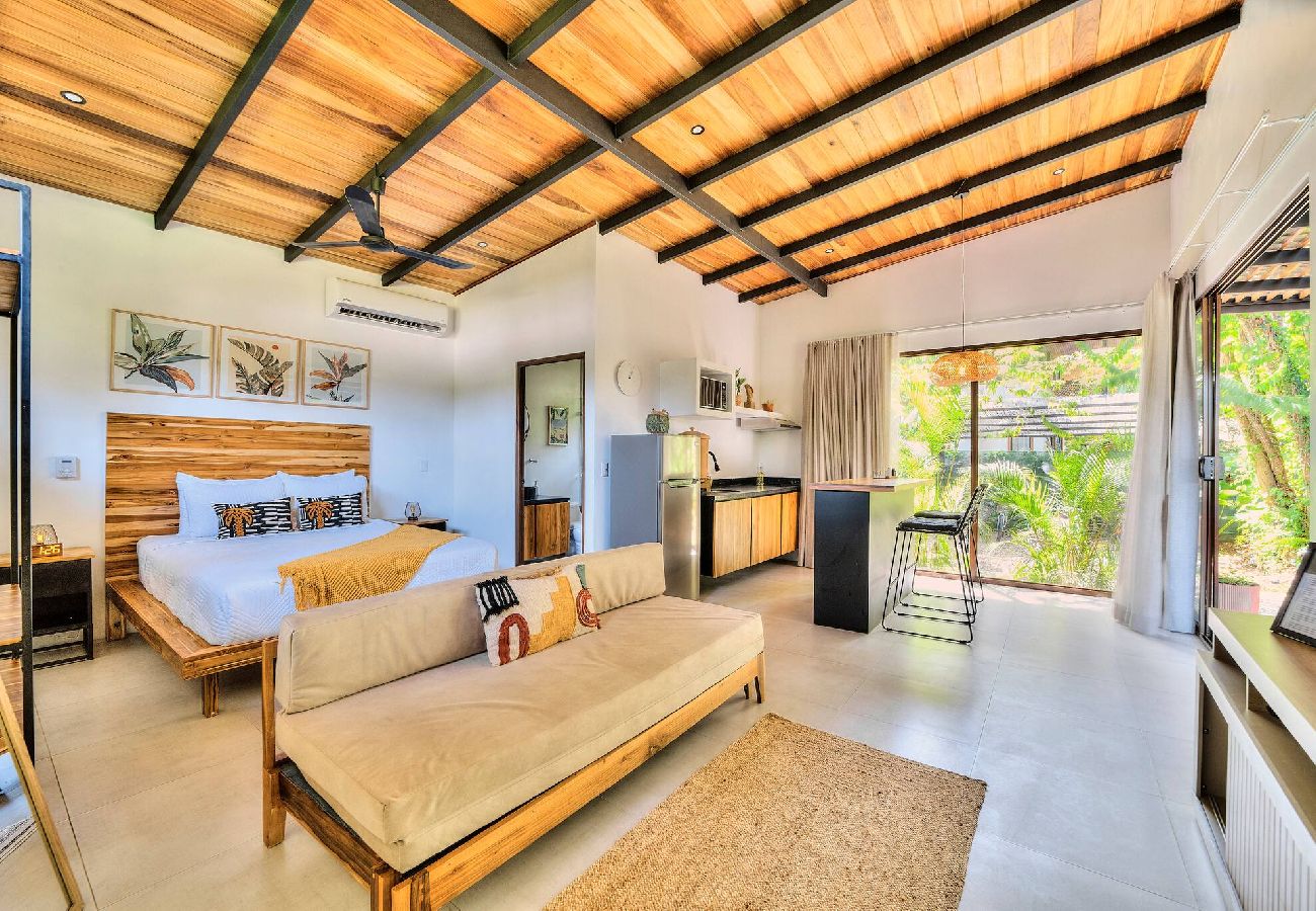 Villa in Puerto Viejo - Parsley Villa · Private Studio for Adults + Pool