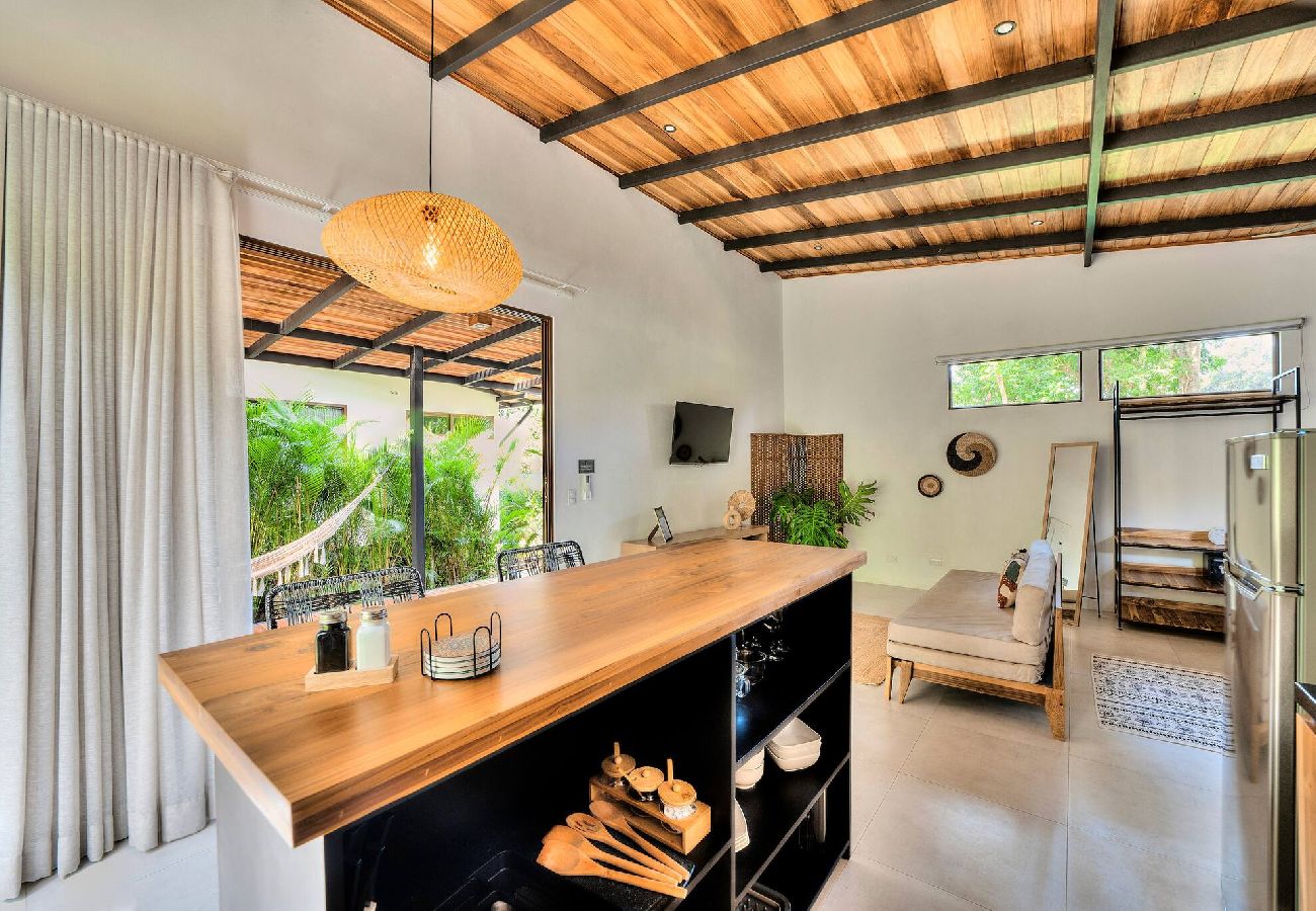 Villa in Puerto Viejo - Parsley Villa · Private Studio for Adults + Pool