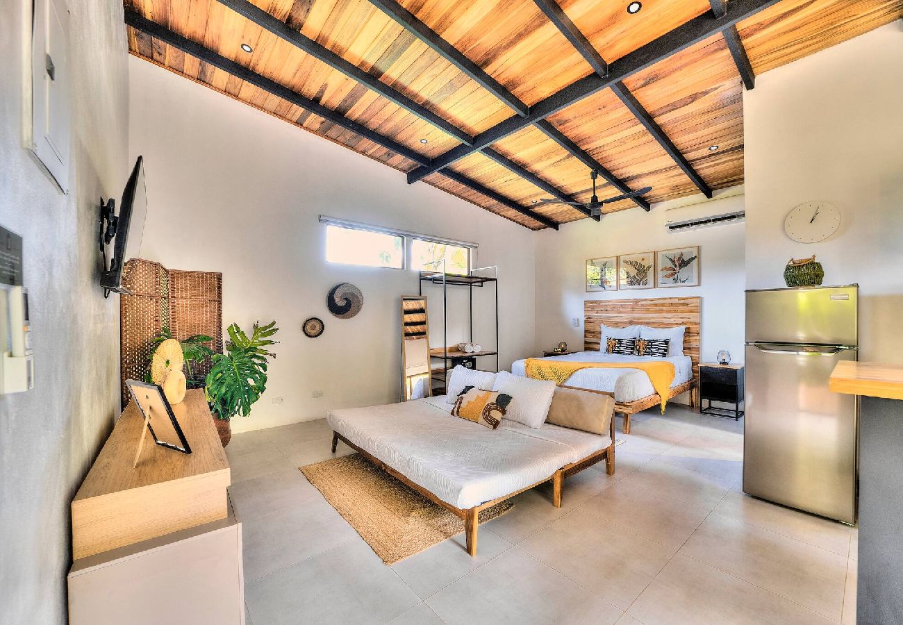 Villa in Puerto Viejo - Parsley Villa · Private Studio for Adults + Pool