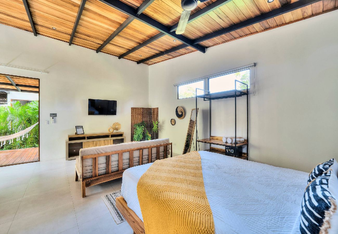 Villa in Puerto Viejo - Parsley Villa · Private Studio for Adults + Pool
