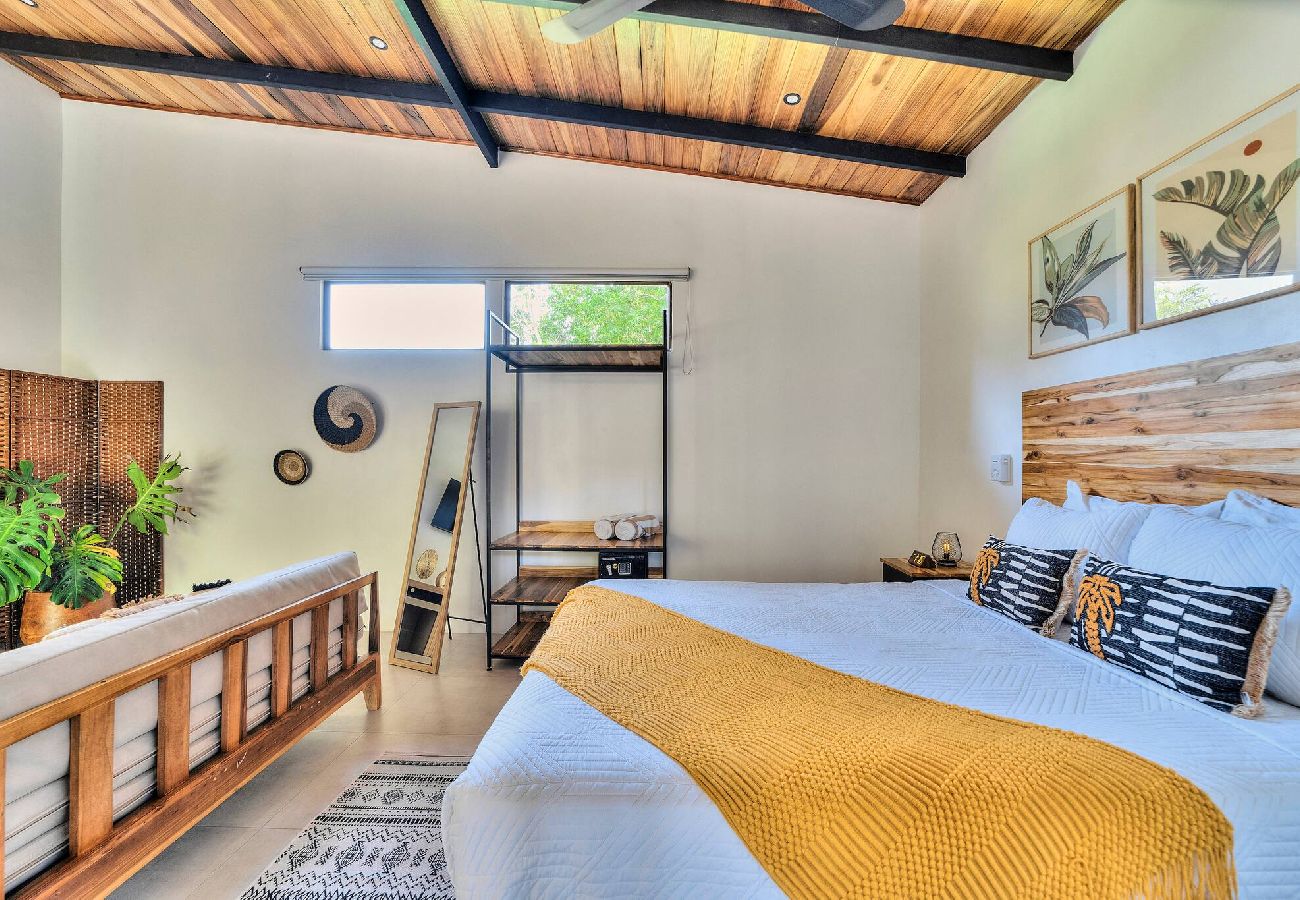 Villa in Puerto Viejo - Parsley Villa · Private Studio for Adults + Pool