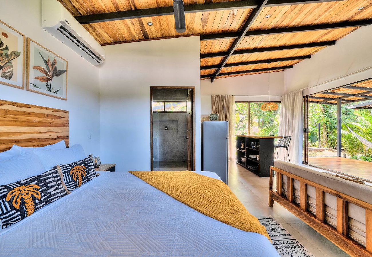 Villa in Puerto Viejo - Parsley Villa · Private Studio for Adults + Pool
