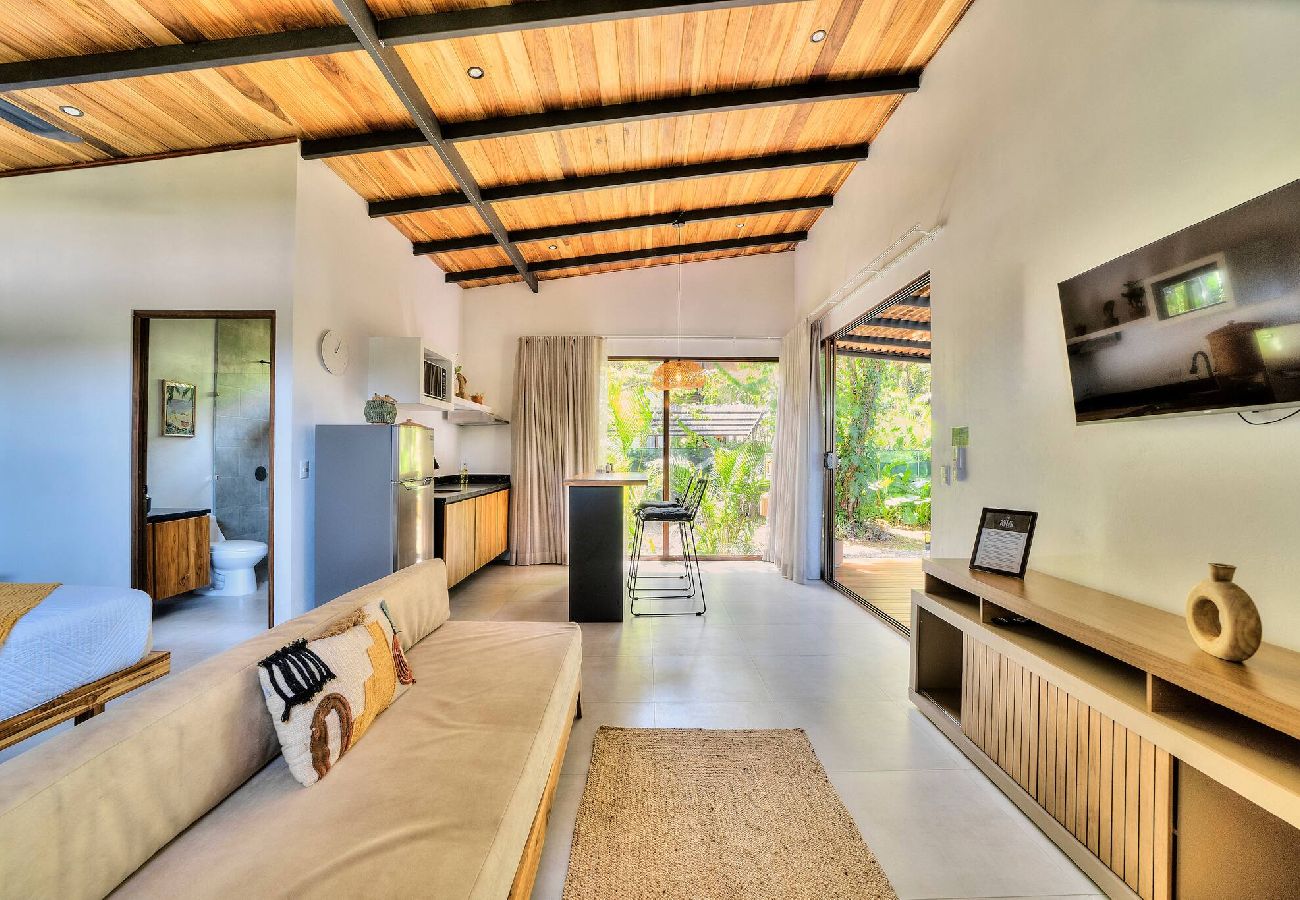 Villa in Puerto Viejo - Parsley Villa · Private Studio for Adults + Pool