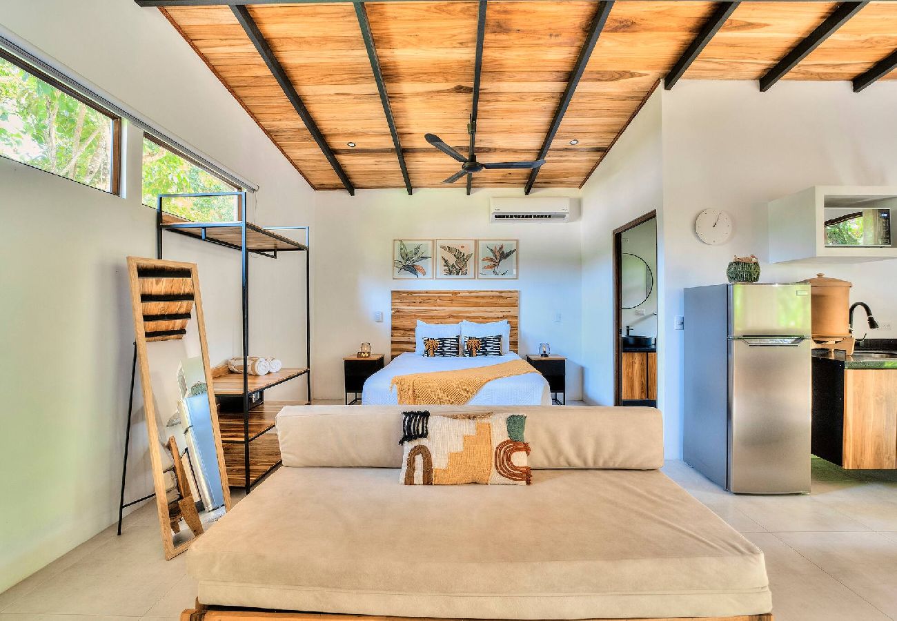 Villa in Puerto Viejo - Parsley Villa · Private Studio for Adults + Pool