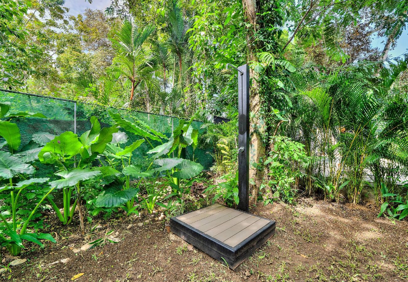 Villa in Puerto Viejo - Parsley Villa · Private Studio for Adults + Pool